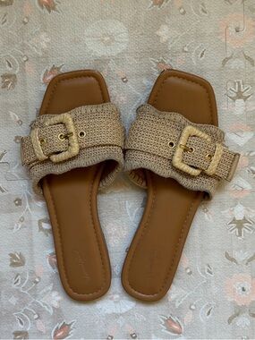 Universal Thread Woven Buckle Slide Sandals in Tan